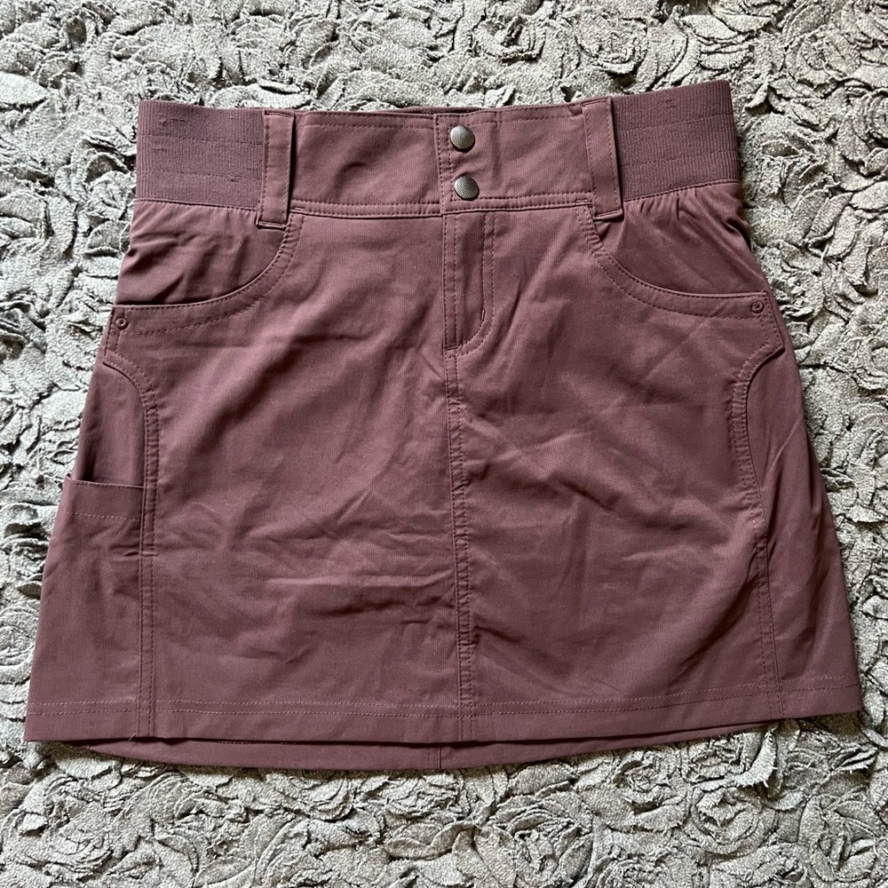 NWT Title Nine Clambor skort. Size 2.
